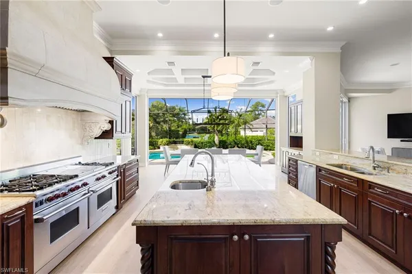 $5,495,000 | 707 Hickory Road, Naples, FL 34108