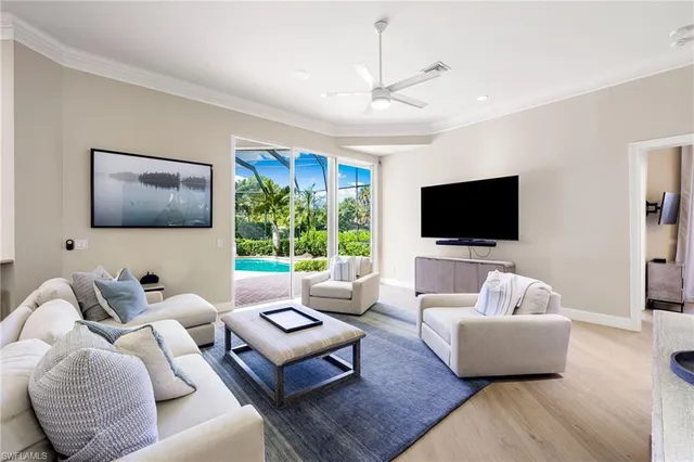 $6,495,000 | 707 Hickory Road, Naples, FL 34108