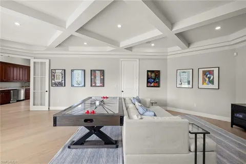 $6,495,000 | 707 Hickory Road, Naples, FL 34108