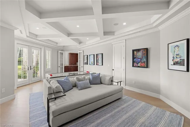 $6,495,000 | 707 Hickory Road, Naples, FL 34108