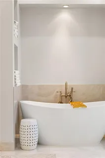 $6,495,000 | 707 Hickory Road, Naples, FL 34108