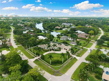 $6,495,000 | 707 Hickory Road, Naples, FL 34108