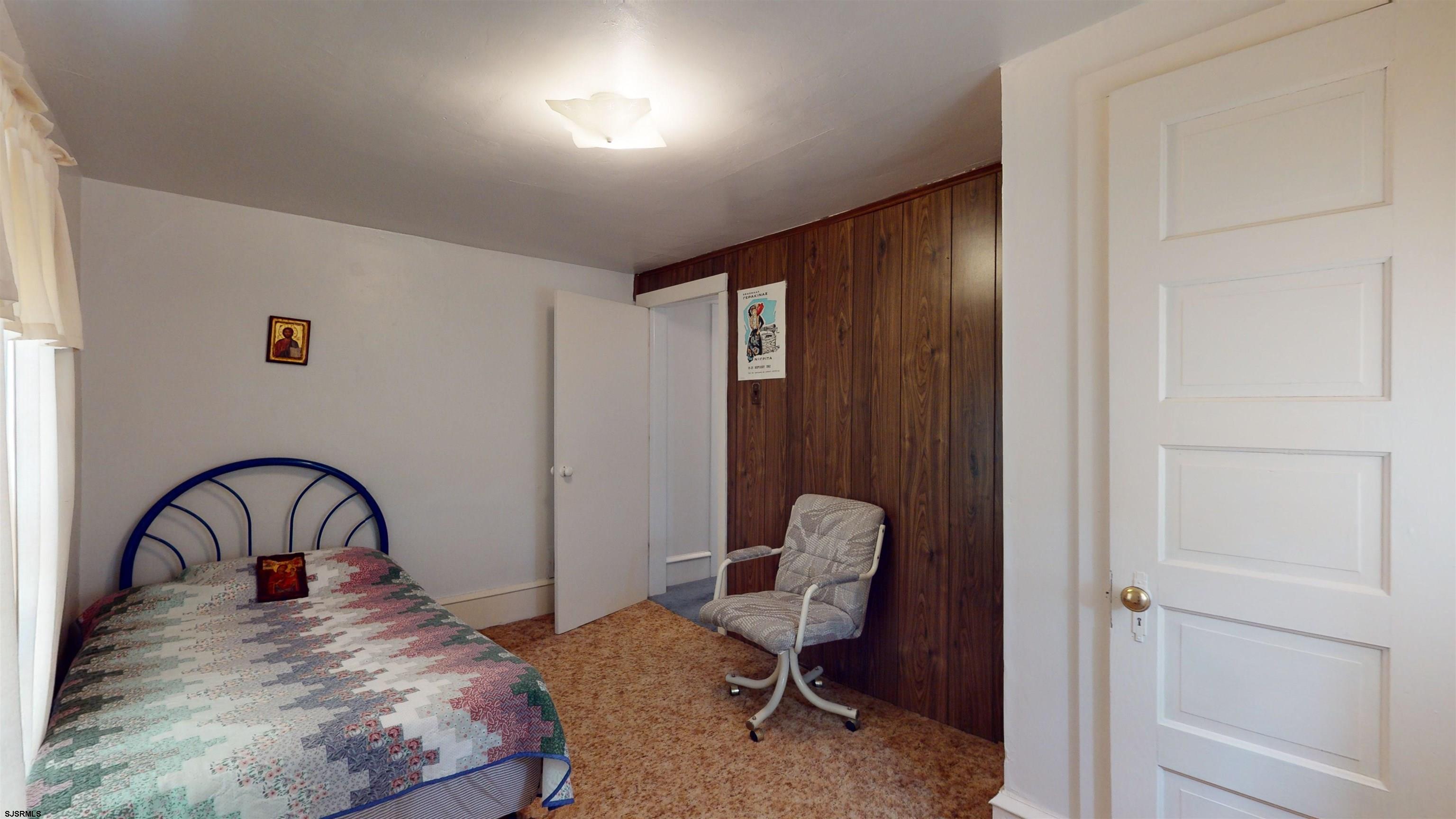 424 Pratt Street Hammonton, NJ 08037 - Photo 28 of 41 a view of a livingroom with bed and a window