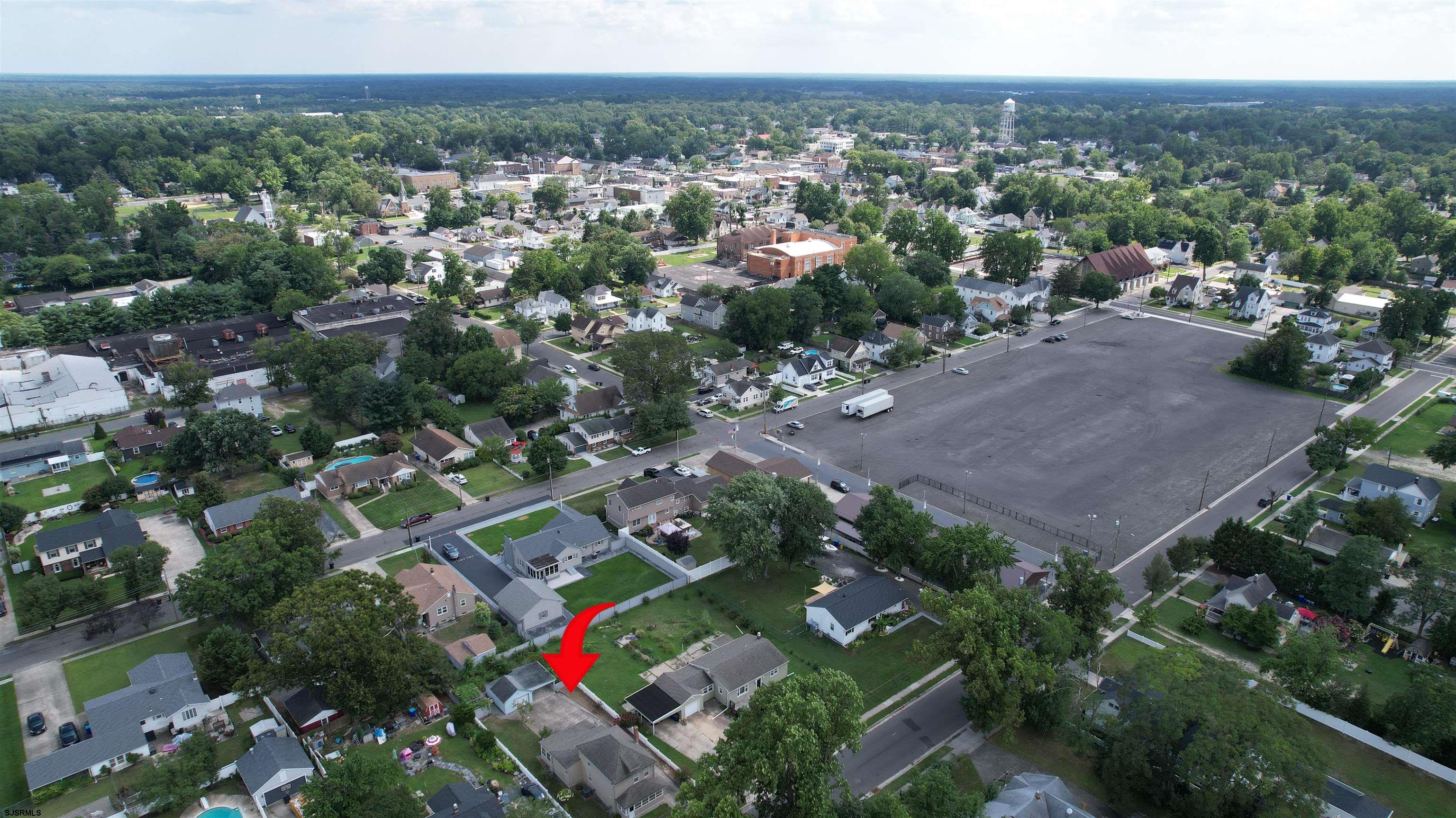 424 Pratt Street Hammonton, NJ 08037 - Photo 7 of 41 an aerial view of multiple house
