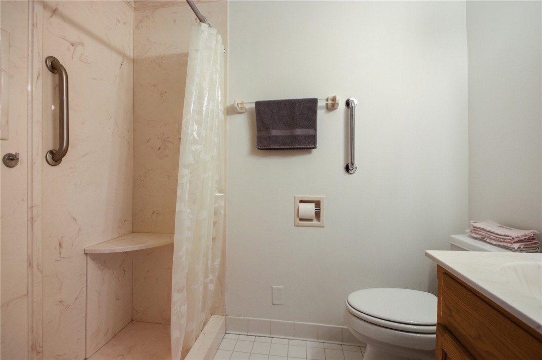 196 Belmeade Road Irondequoit, NY 14617 - Photo 15 of 49