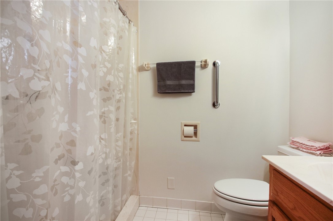 196 Belmeade Road Irondequoit, NY 14617 - Photo 16 of 49