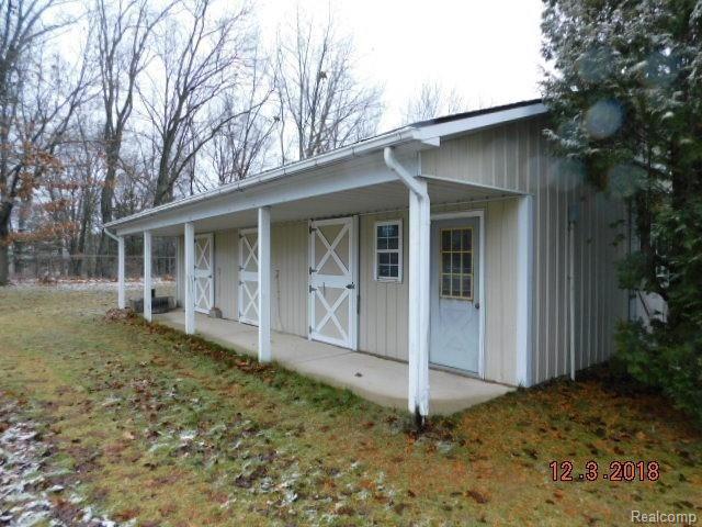 9482 Stelzer Road Howell, MI 48855 - Photo 21 of 28 30x40 Horse barn