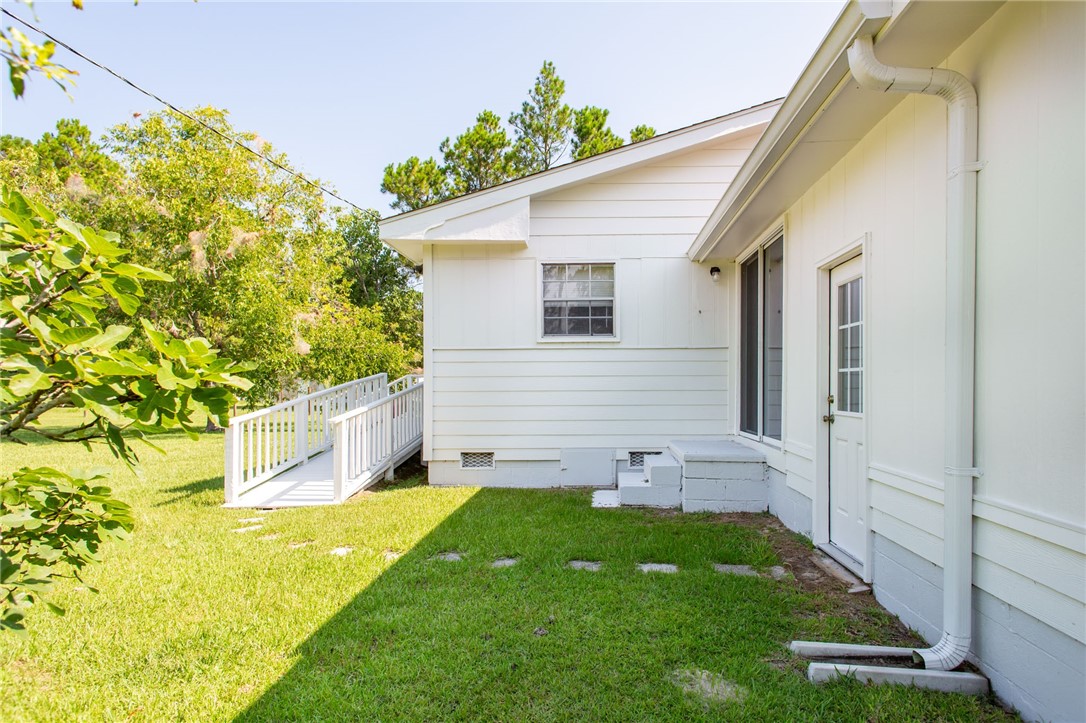 6499 Bailey Road Blackshear, GA 31516 - Photo 7 of 42