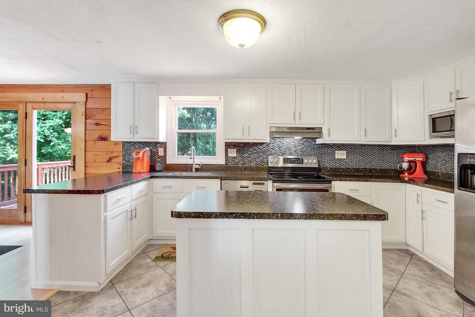 20 Highland Road Spring Grove, PA 17362 - Photo 6 of 26