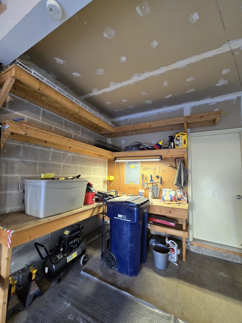 273 West 20th Street Lombard, IL 60148 - Photo 32 of 32 a room with storage and utility