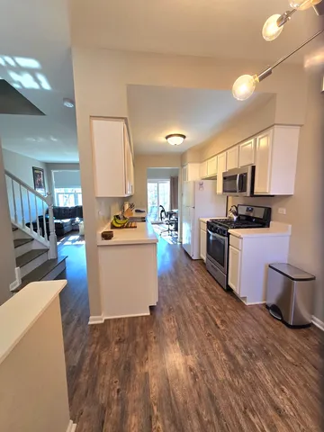 $324,930 | 273 West 20th Street, Lombard, IL 60148