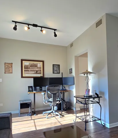 $324,930 | 273 West 20th Street, Lombard, IL 60148