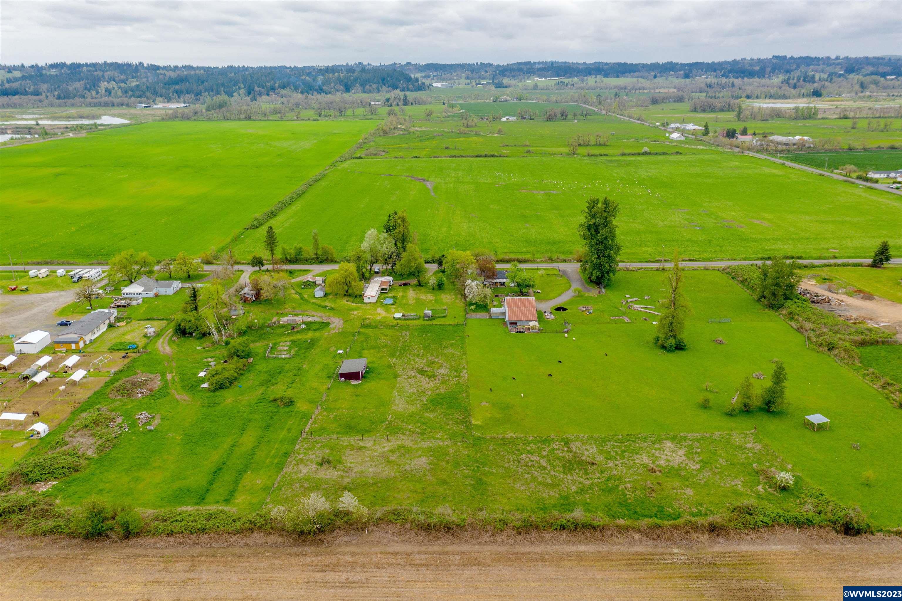 6846 Little Road Southeast Turner, OR 97392 - Photo 6 of 28 Gallery Image 6