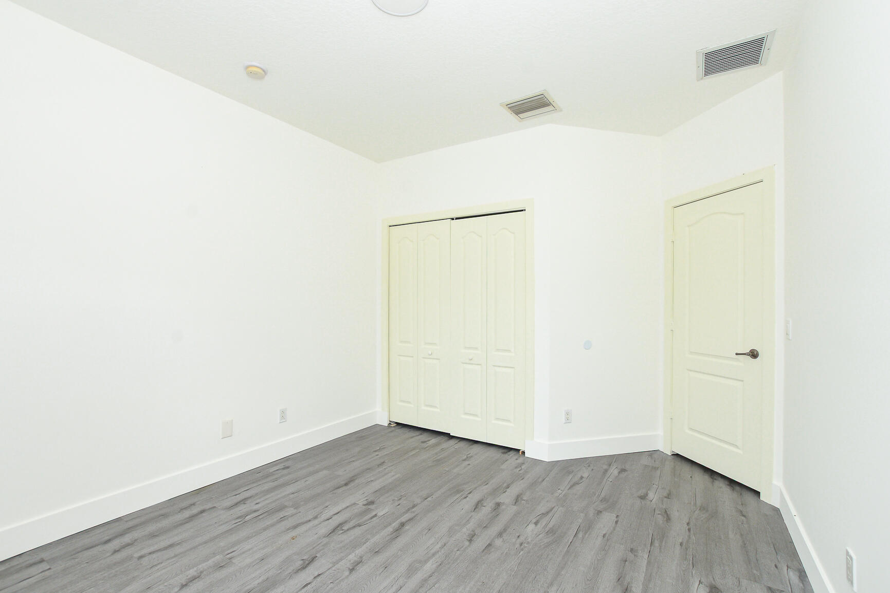 3944 Sabal Way Fort Pierce, FL 34981 - Photo 12 of 28 LR-9124