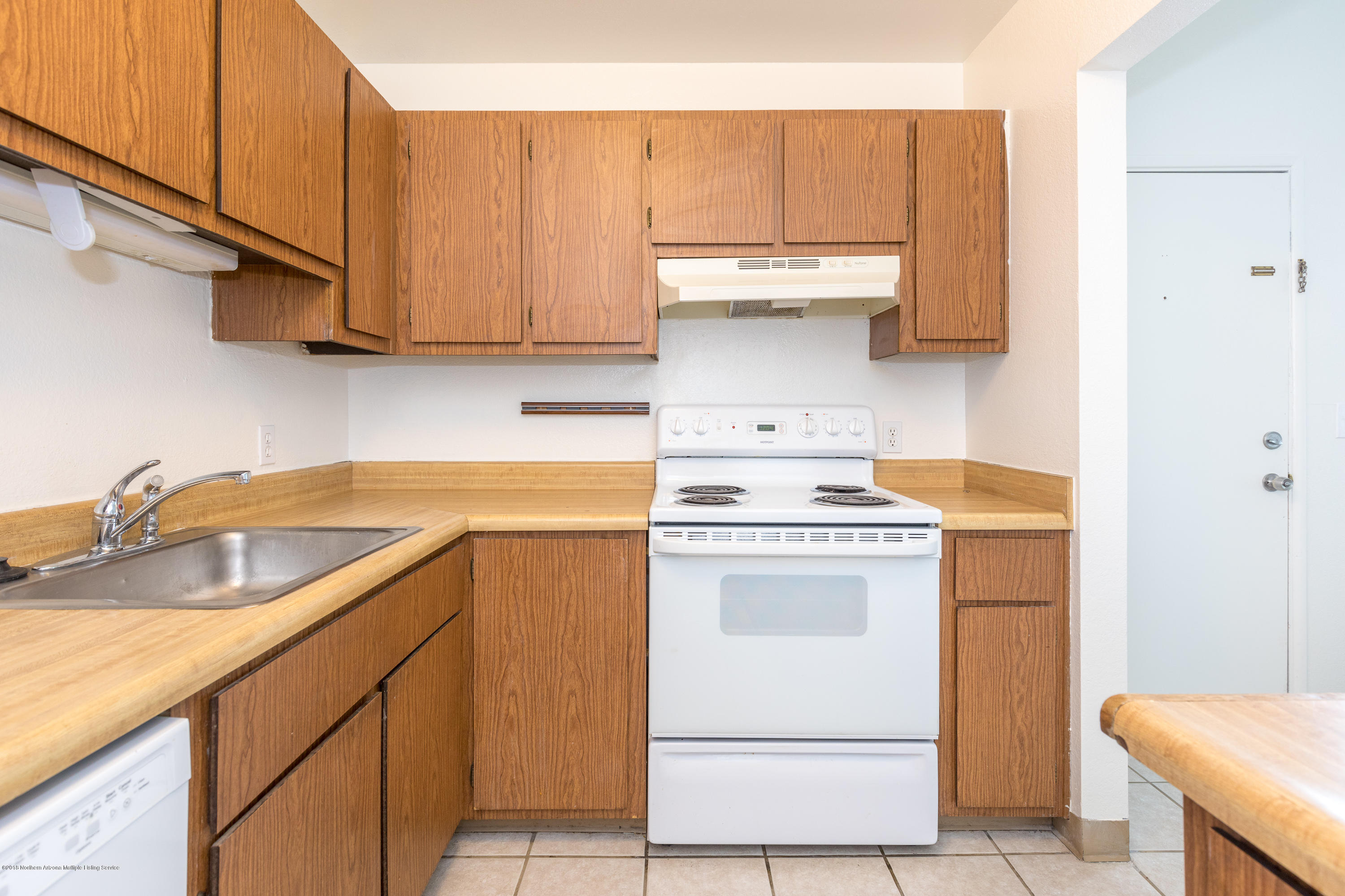 1200 South Riordan Ranch Street, Unit 14112 Flagstaff, AZ 86001 - Photo 6 of 24 CA6A7089-12