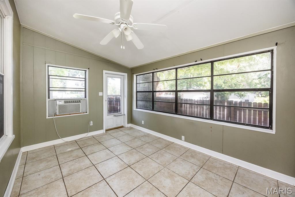 102 West High Street Troy, IL 62294 - Photo 21 of 25