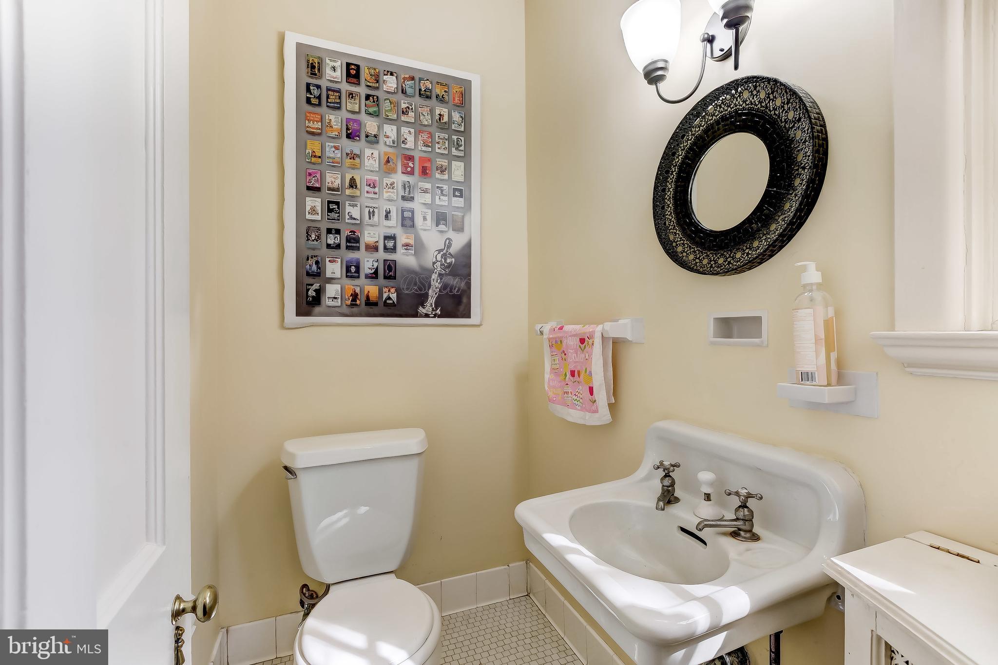 3700 Greenway Baltimore, MD 21218 - Photo 23 of 57