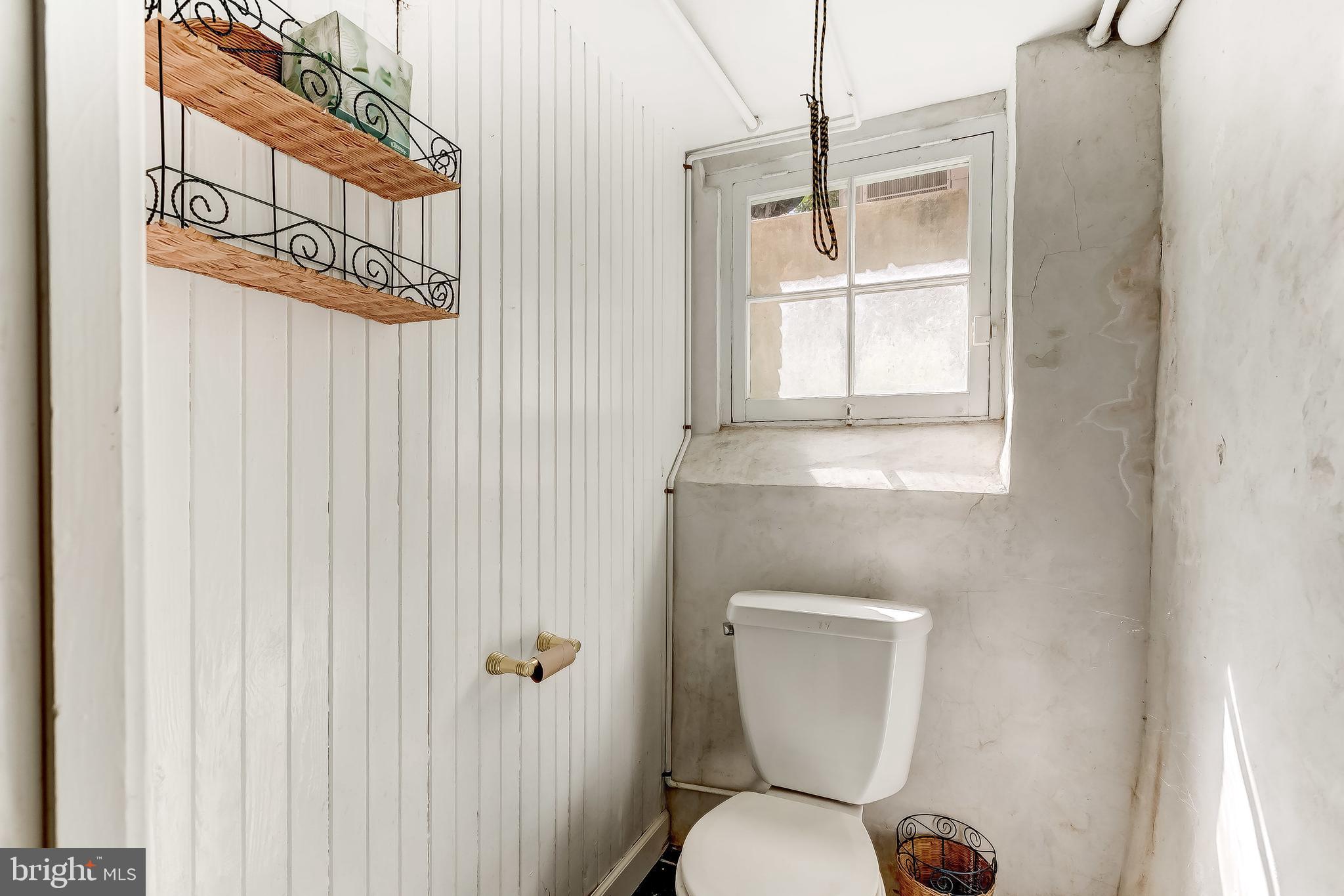 3700 Greenway Baltimore, MD 21218 - Photo 36 of 57