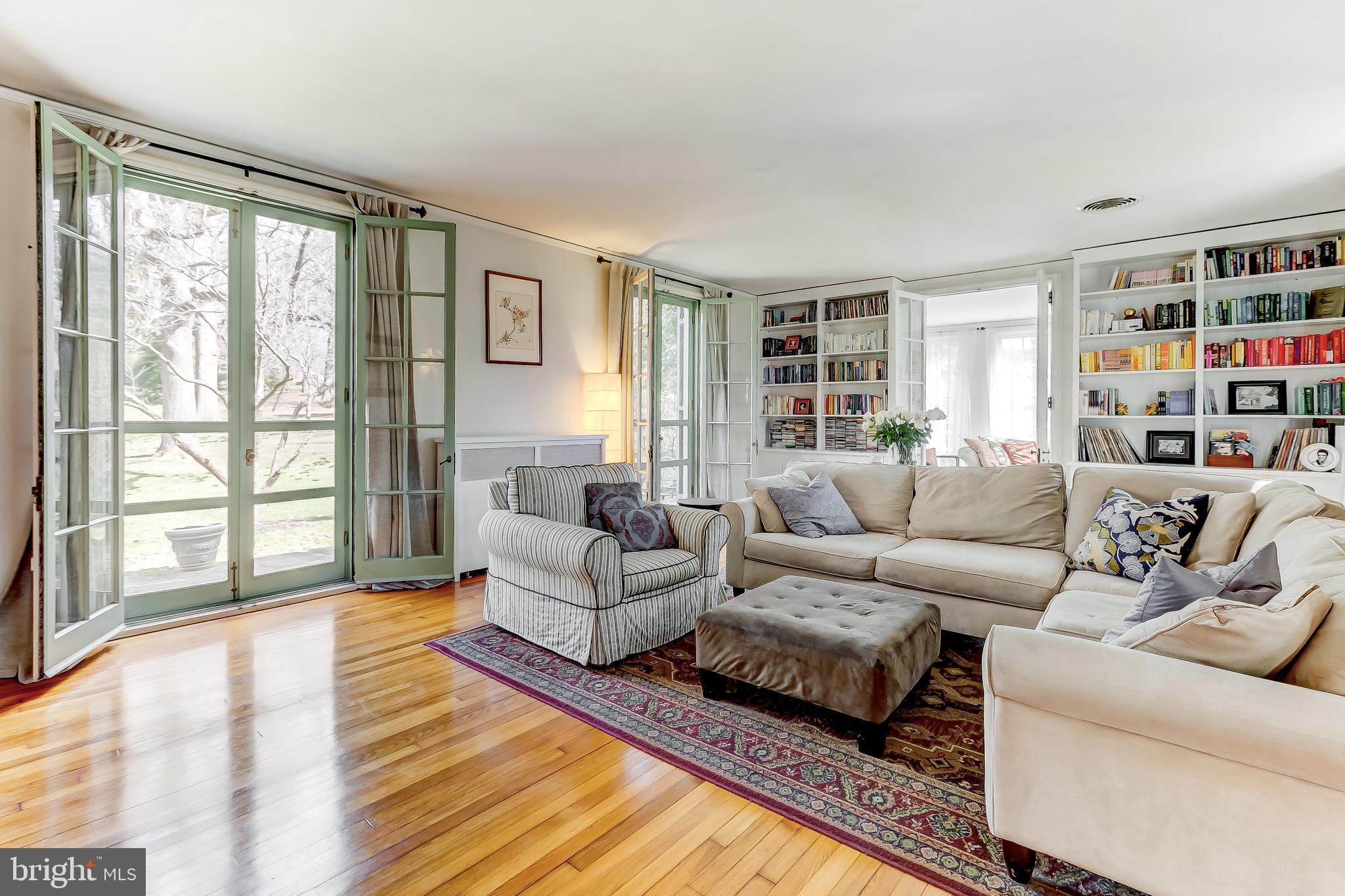 3700 Greenway Baltimore, MD 21218 - Photo 5 of 57