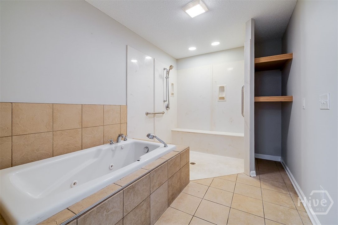 203 Haydon Court Rincon, GA 31326 - Photo 13 of 36 Photos were taken during the property’s previous listing in 2024 and may not reflect current conditions.