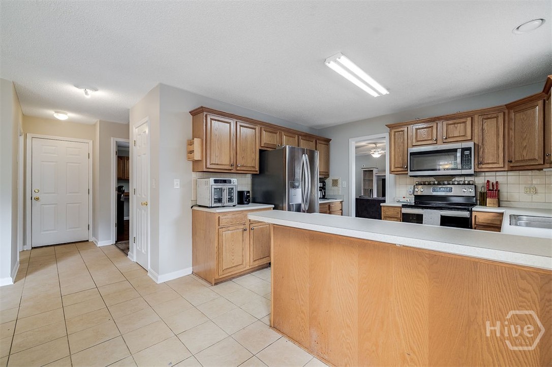 203 Haydon Court Rincon, GA 31326 - Photo 17 of 36 Photos were taken during the property’s previous listing in 2024 and may not reflect current conditions.