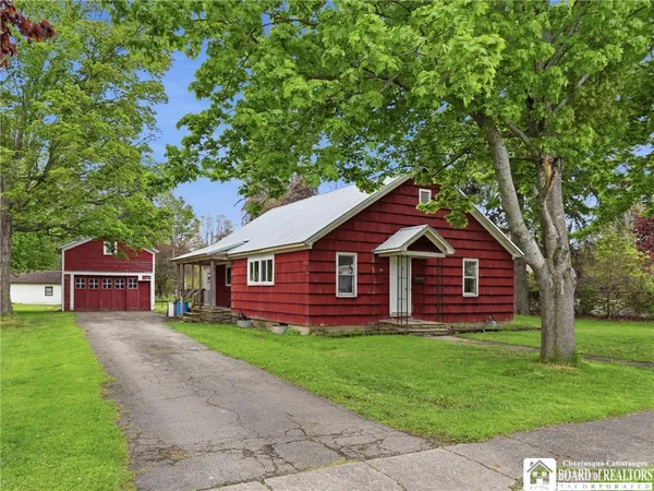 $99,999 | 22 South Street, Amity, NY 14813
