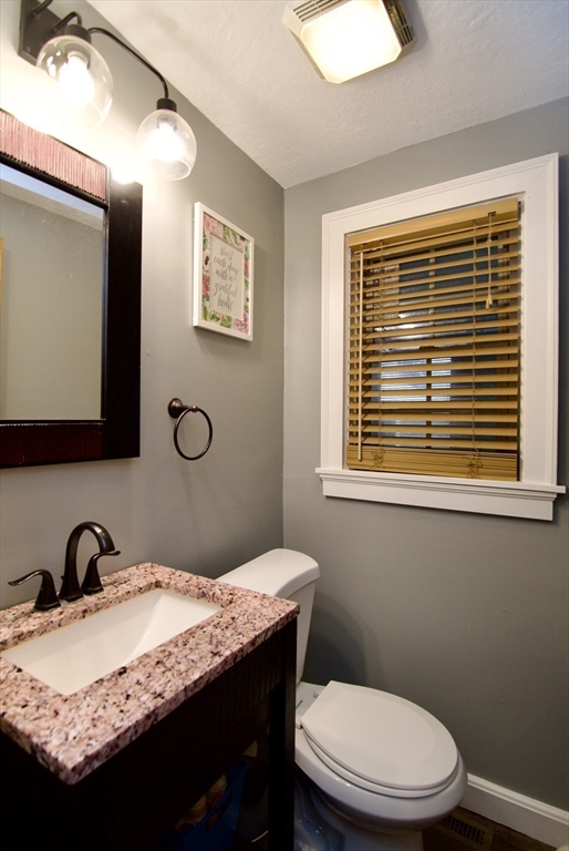 200 Florida Street Springfield, MA 01109 - Photo 25 of 41 Gallery Image 25