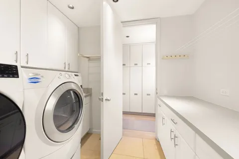 $1,750,000 | 2705 Bentley Road, Highland Park, IL 60035