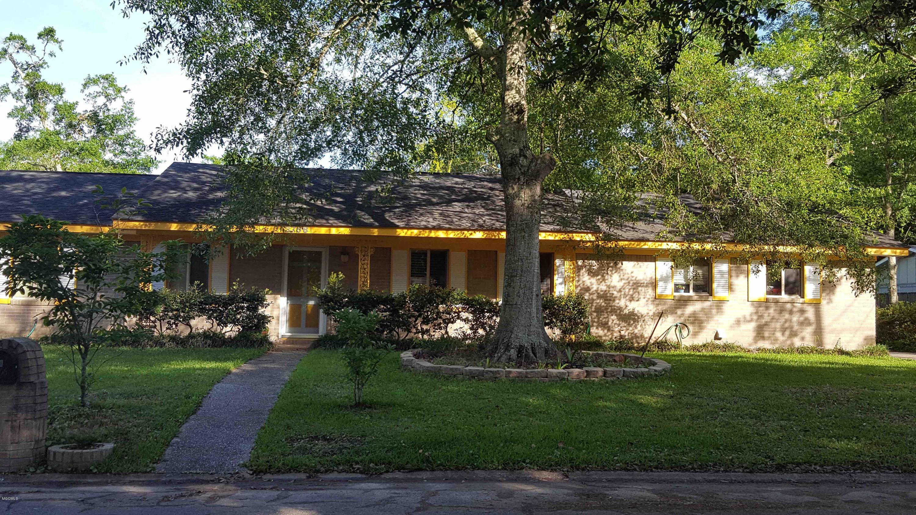 3766 Riverpine Drive Moss Point, MS 39563 - Photo 1 of 25 20160418_171011