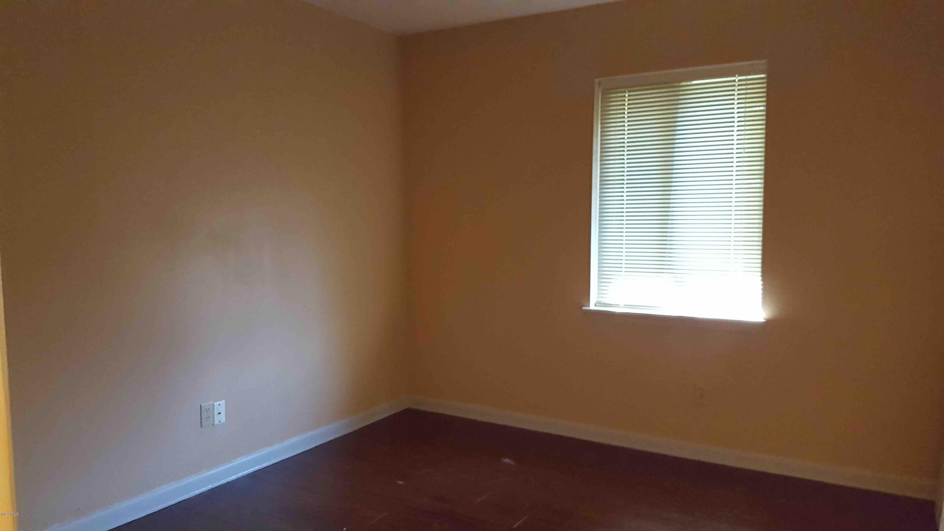 3766 Riverpine Drive Moss Point, MS 39563 - Photo 17 of 25 20160418_172130
