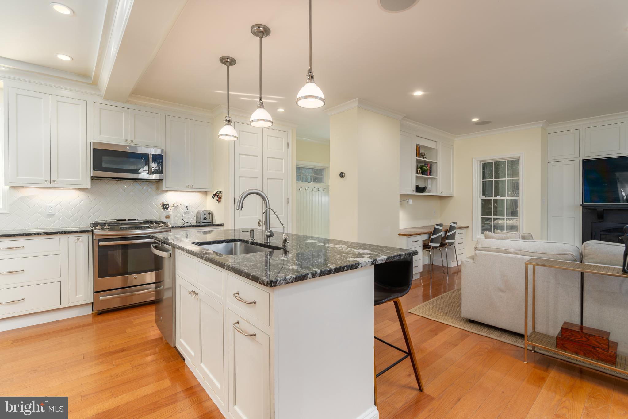 49 Observatory Circle Northwest Washington, DC 20008 - Photo 11 of 44