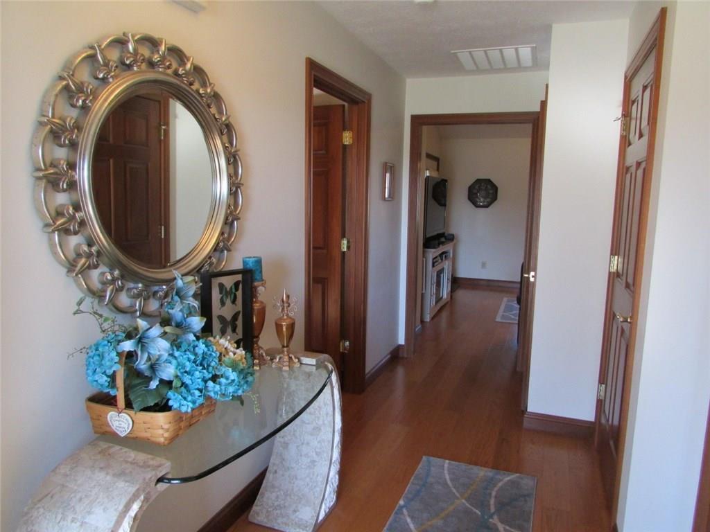1844 Conrad Court, Unit 1844 Springfield, OH 45502 - Photo 4 of 27