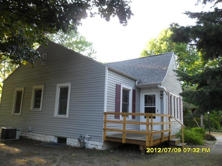 1852 Commonwealth Road Benton Harbor, MI 49022 - Photo 2 of 11 Additional Photo