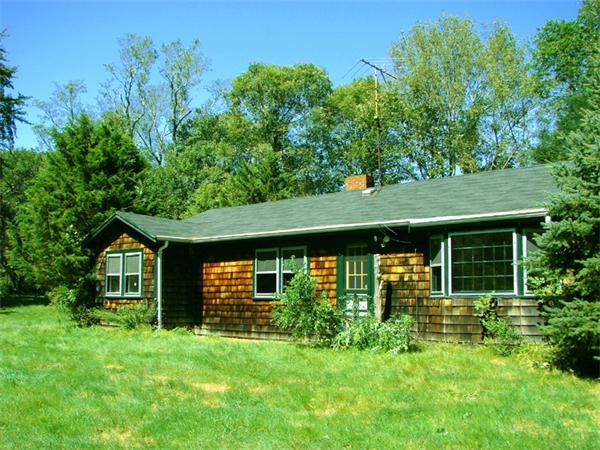 22 Flagg Swamp Road Freetown, MA 02717 - Photo 1 of 11 Gallery Image 1