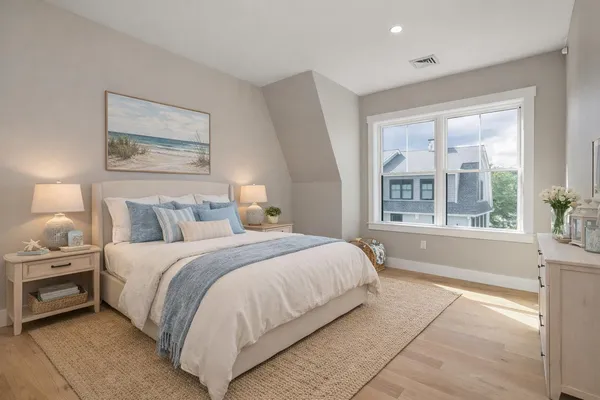 $1,250,000 | 18 Little Bay Drive, Dover, NH 03820
