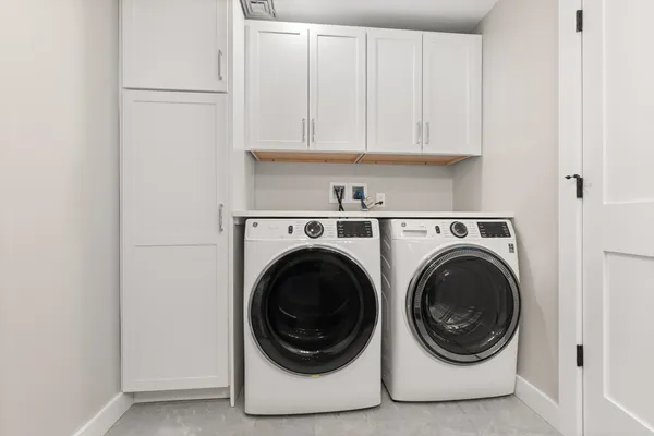 $1,250,000 | 18 Little Bay Drive, Dover, NH 03820