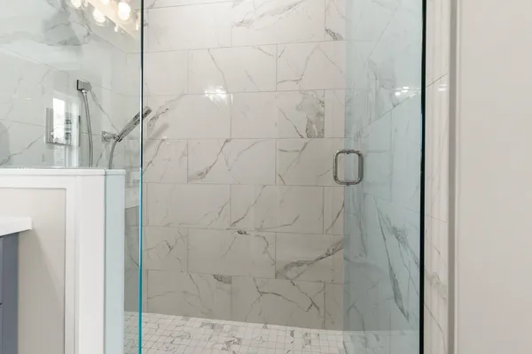 $1,250,000 | 18 Little Bay Drive, Dover, NH 03820