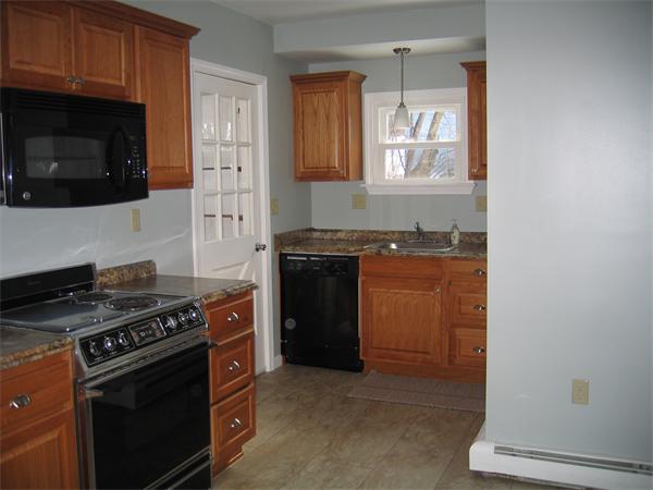 5 Ralph Avenue South Hadley, MA 01075 - Photo 6 of 16 Gallery Image 6