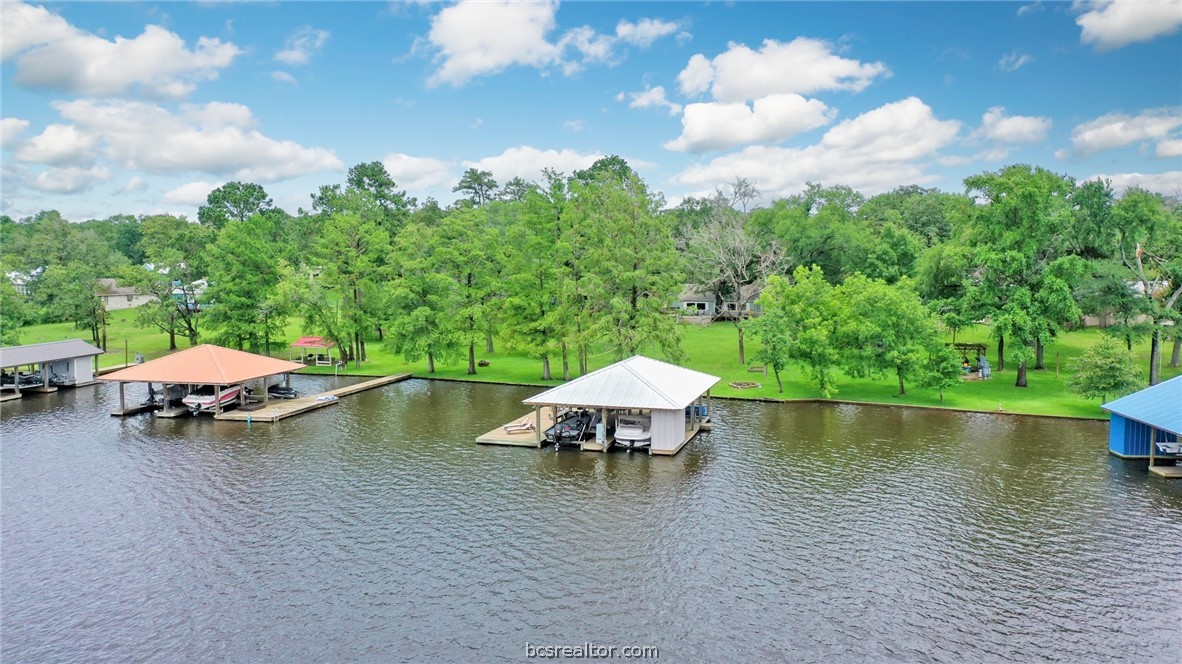 11452 Riley Green Road Franklin, TX 77856 - Photo 2 of 31