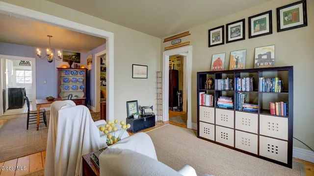 $239,000 | 12 Park View Court, Troy, NY 12180