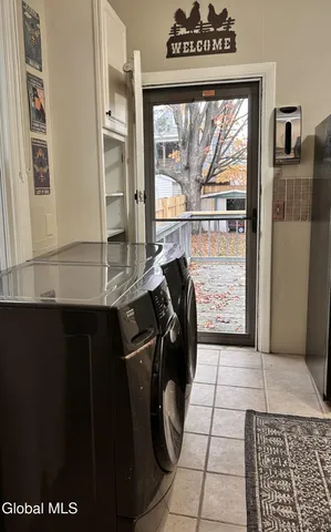 $239,000 | 12 Park View Court, Troy, NY 12180