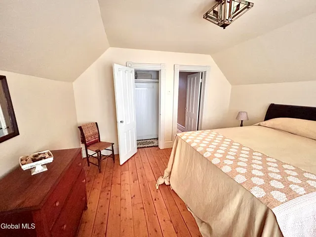 $239,000 | 12 Park View Court, Troy, NY 12180