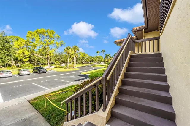 a view of an outdoor space