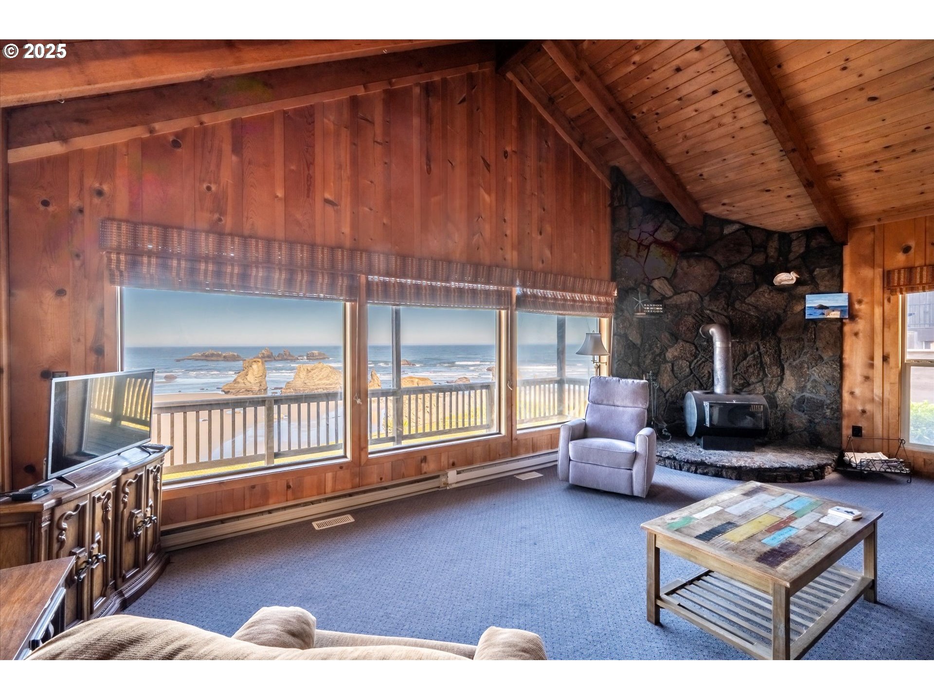 1920 Beach Loop Road Bandon, OR 97411 - Photo 4 of 34