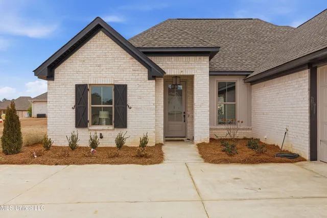 $405,000 | 230 Bronson Bend, Flowood, MS 39232