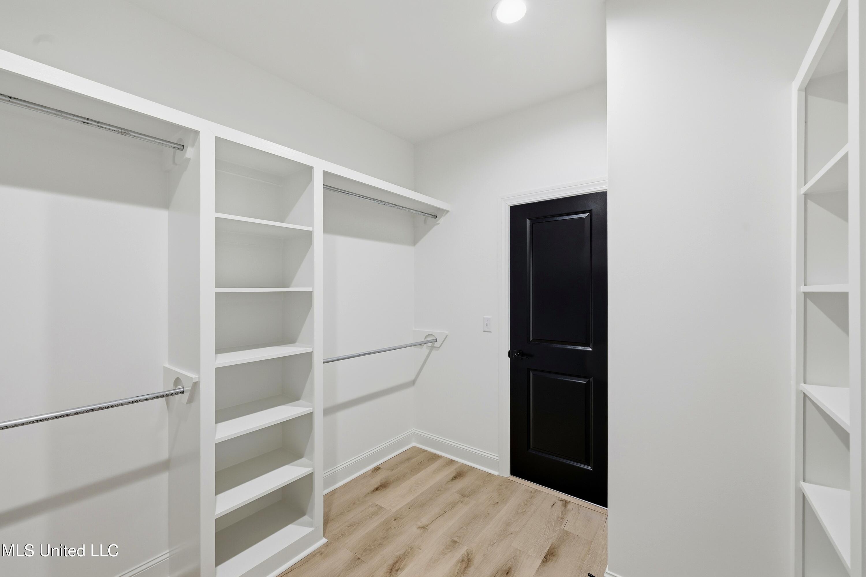 230 Bronson Bend Flowood, MS 39232 - Photo 25 of 36 230 Bronson Bend \ Home Tours MS (24)[12