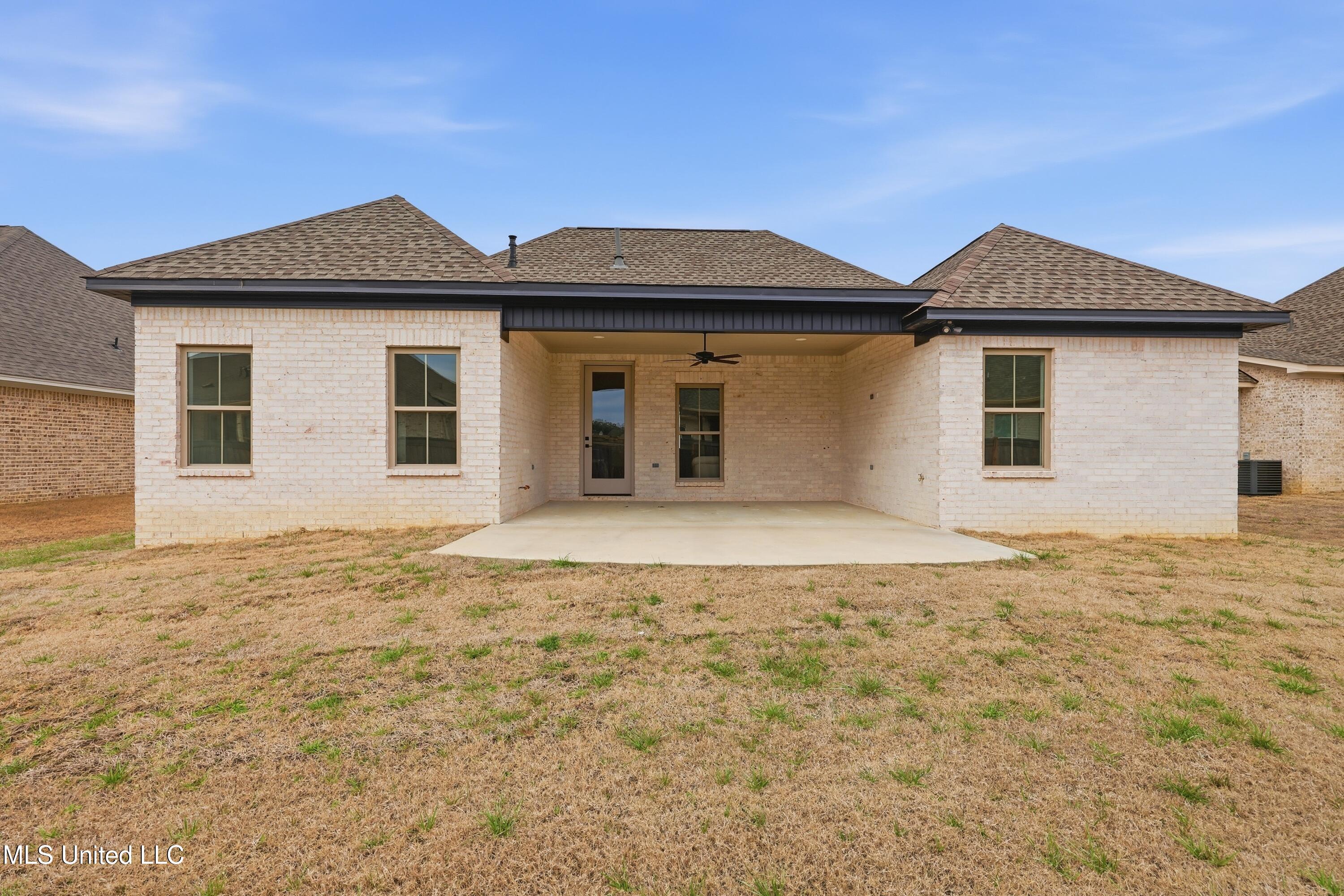230 Bronson Bend Flowood, MS 39232 - Photo 32 of 36 230 Bronson Bend \ Home Tours MS (31)[12