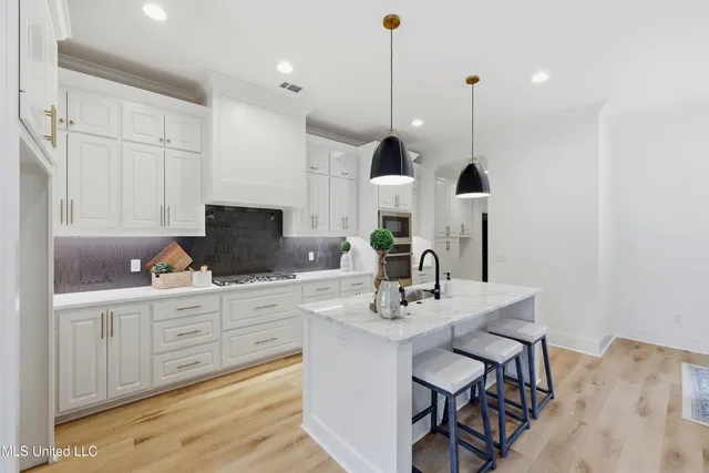 $405,000 | 230 Bronson Bend, Flowood, MS 39232