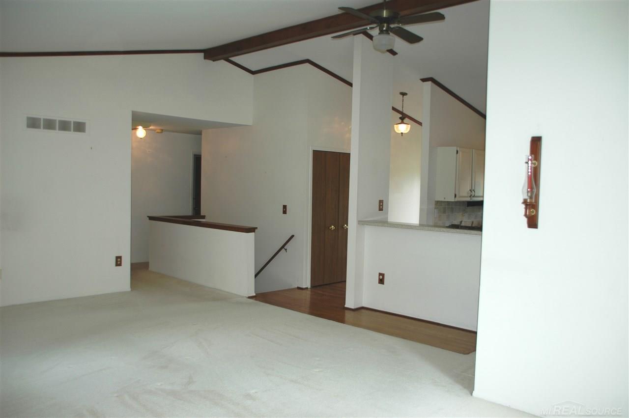 2171 Highsplint Drive Rochester Hills, MI 48307 - Photo 12 of 28
