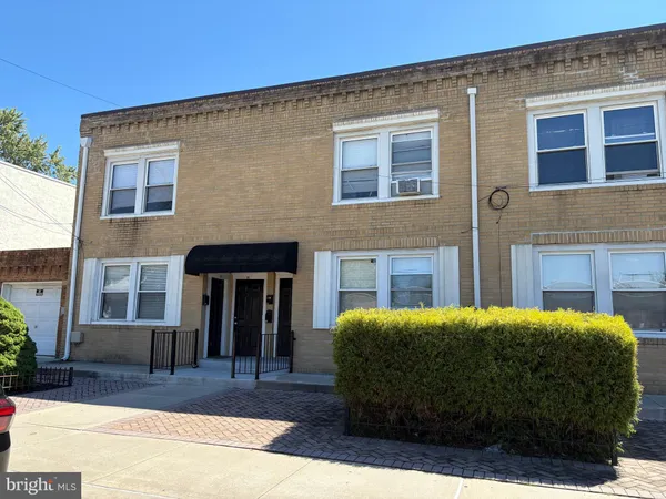 $1,100 | 803-805 White Horse Park, Unit B4, Haddon Township, NJ 08107